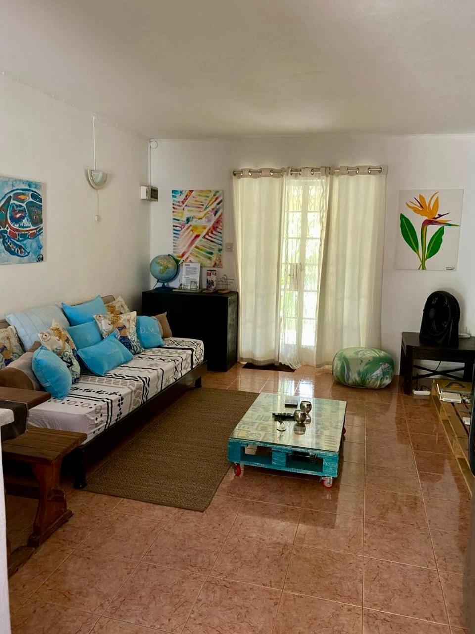 La Preneuse Sur Mer Appartement Rivière Noire Exteriör bild